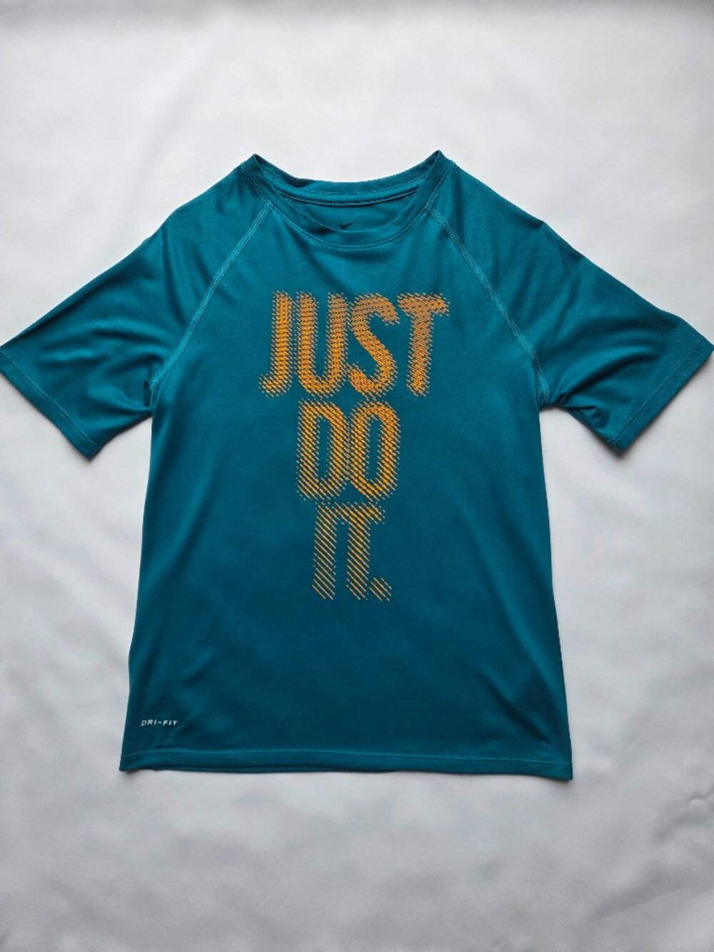 NIKE "JUST DO IT" Boys Graphic Dri-Fit Shirt(size M)- Teal Green